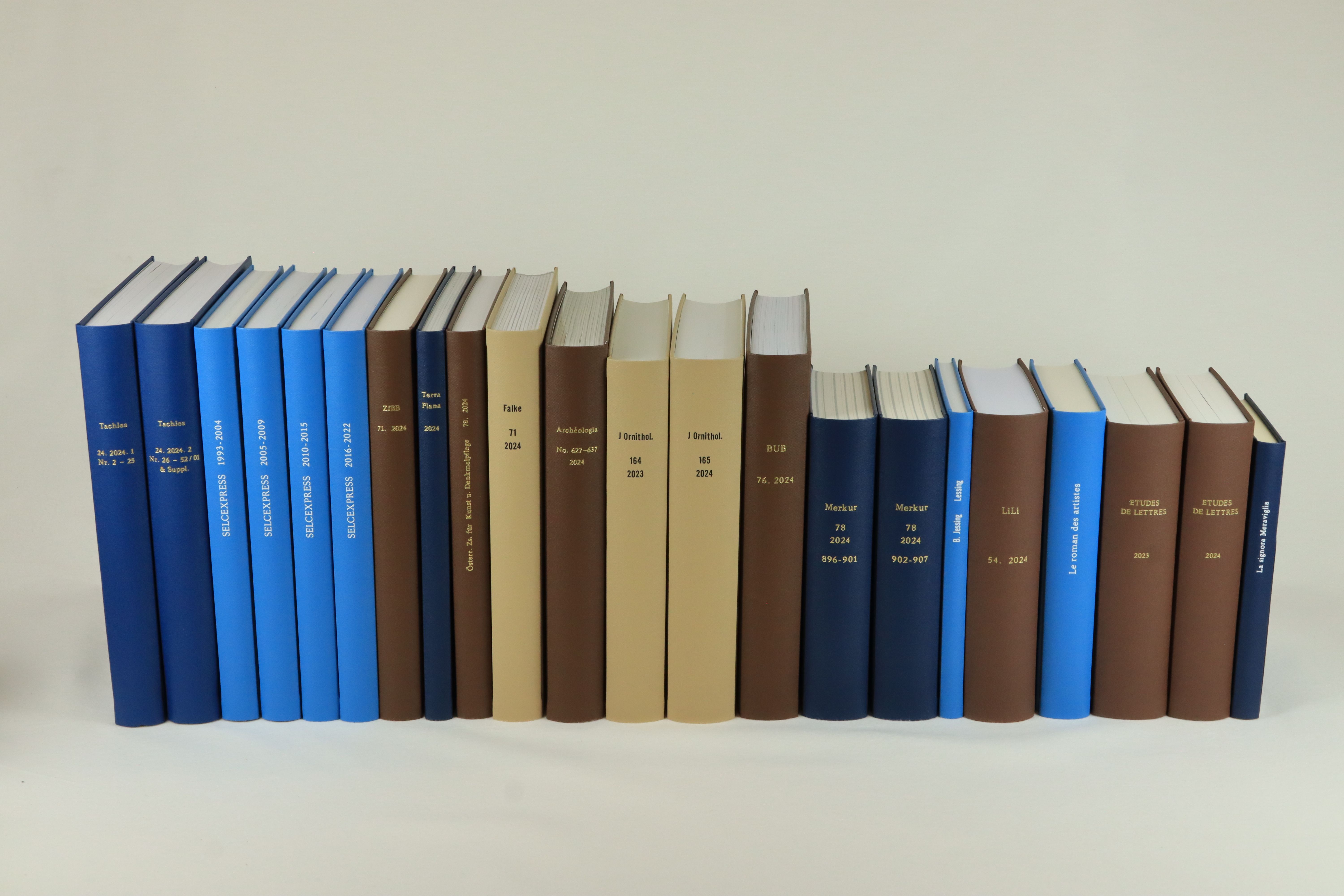 Diverse Zeitschriften und Monographien für Bibliotheken